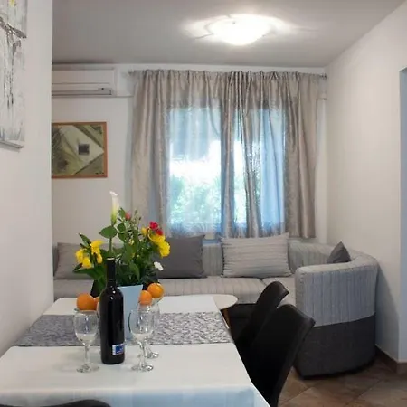 Katia Apartment *